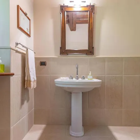 Villa Italian Experience-villa Emilianna Rosciano (Marche)