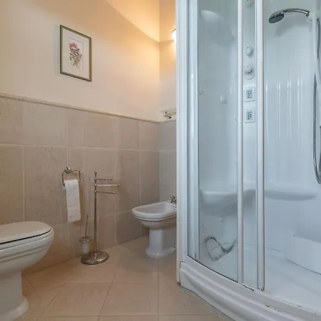 Italian Experience-villa Emilianna * Rosciano (Marche)